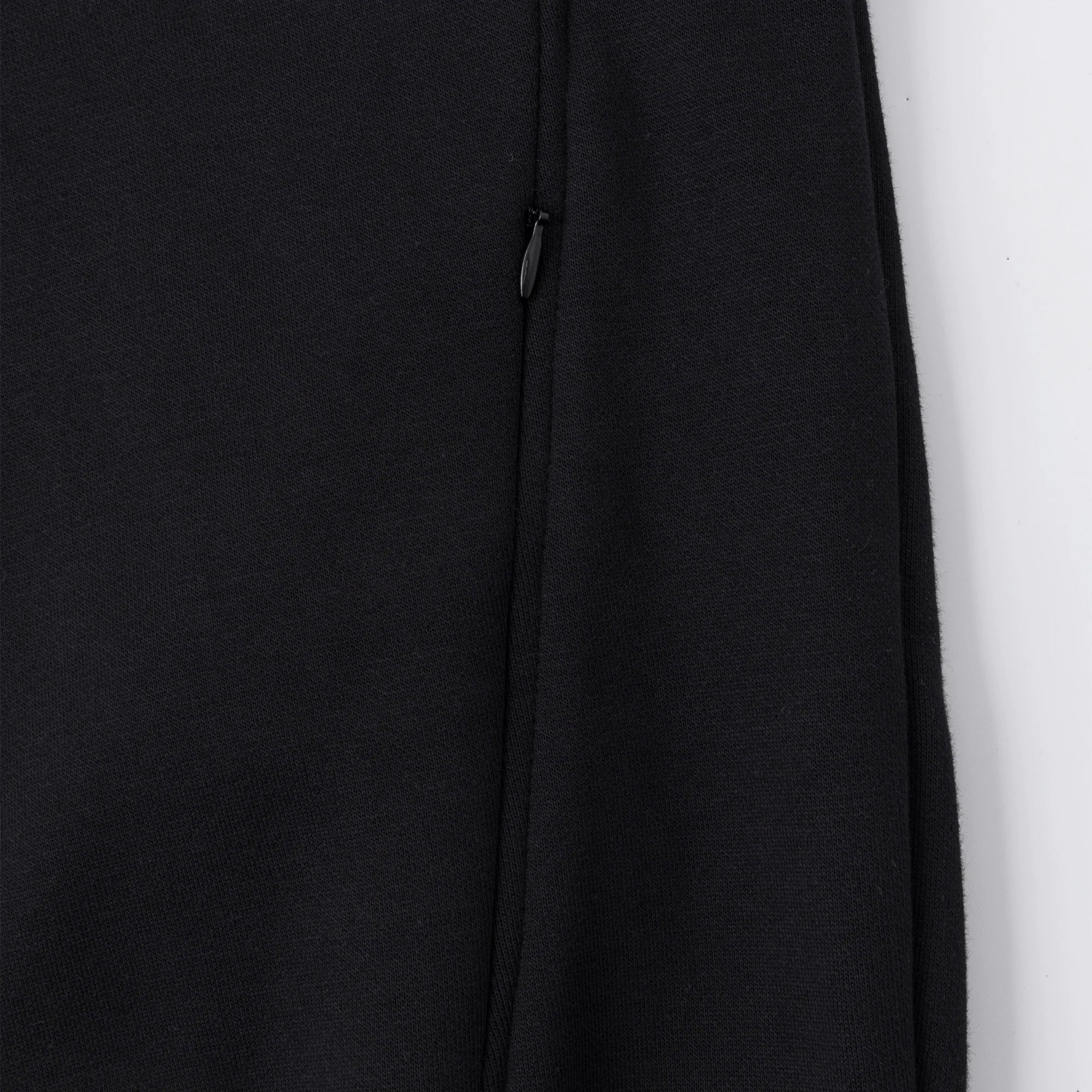 MERTRA x Umbro Warm Up Hood (Black/Pink)